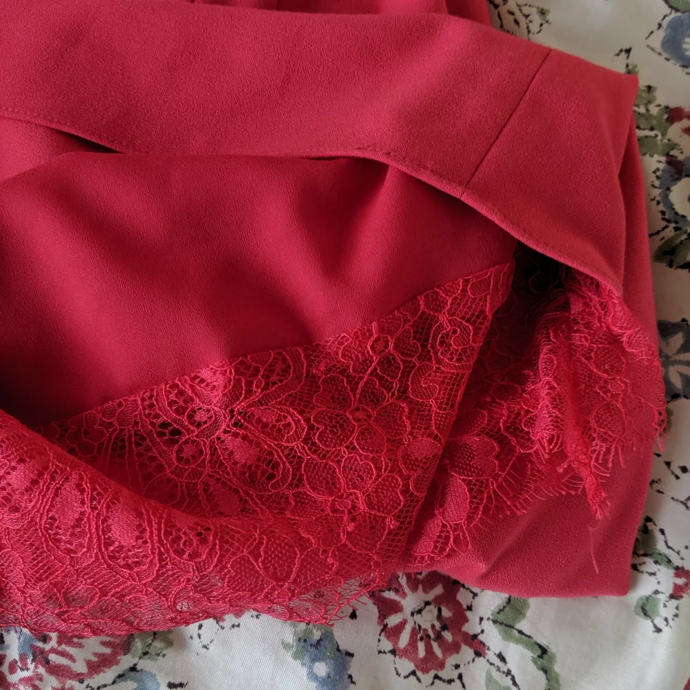 SOLD ❤️BCBGMAXAZRIA lace dress NWT sz 4 - Picture 11 of 12